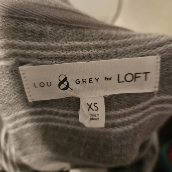 NWT‎ Lou & Grey for LOFT signaturesoft turtleneck dress gray white stripes - Picture 5 of 6